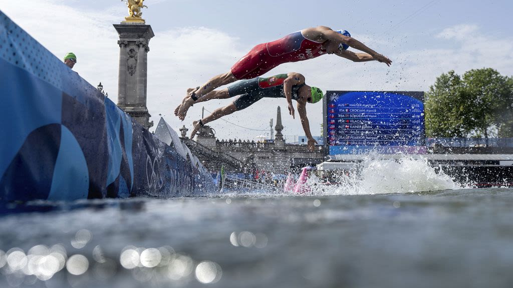 Paris Olympics: Two Portuguese triathlon athletes fall ill after swimming in the Seine river