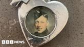 Great-granddaughter of WW2 soldier reunited with photo pendant