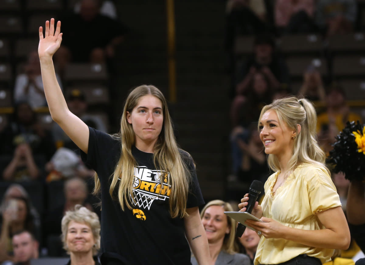 Las Vegas Aces Go Viral For Display of Love For Rookie Kate Martin