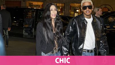 La historia de amor de Cher y Alexander Edwards, 40 años menor que ella