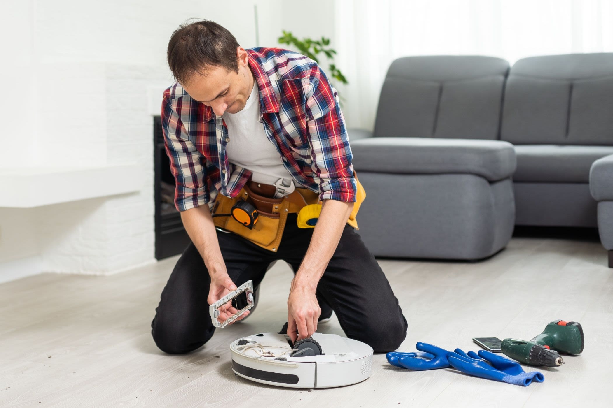 I Wish I Knew About These Drawbacks Before Buying a Smart Robot Vacuum