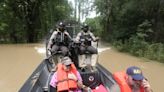 Rescatan a 178 personas tras fuertes lluvias e inundaciones en Texas - El Diario NY