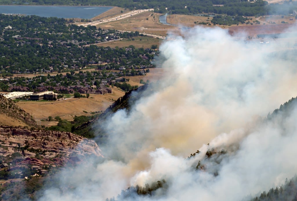 Fire crews gain more containment, limit growth of three Colorado wildfires
