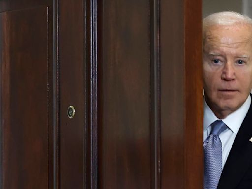 Biden's Family Joins Exit Pressure as Few Paths Remain