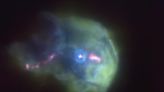 Young star shoots out jet like a garden sprinkler in Orion Nebula (photo)