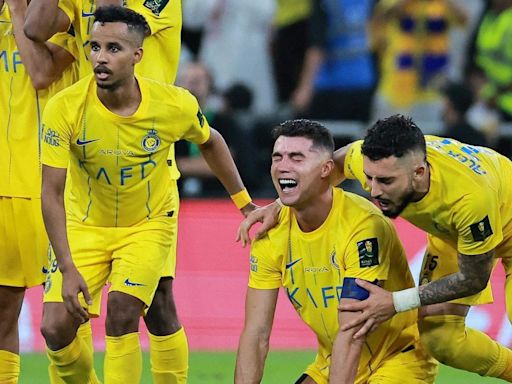 Cristiano Ronaldo reduced to tears, consoled by teammates after Al-Hilal beat Al-Nassr in King Cup final; WATCH video