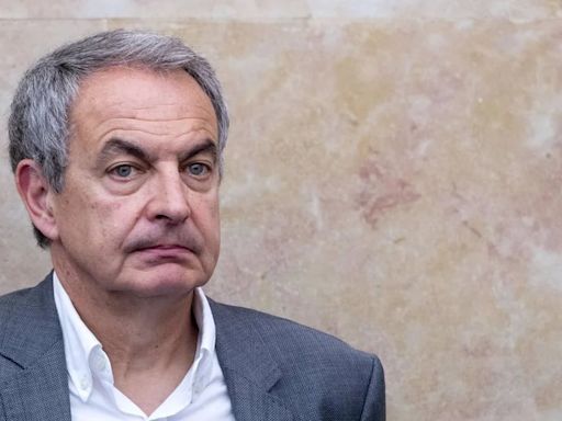 Zapatero descarta la autonomía para León y propone una reforma de CyL con "diputaciones más poderosas" como solución