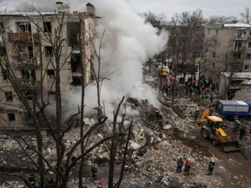 What's happening on the Kharkiv front in the Russia-Ukraine war?
