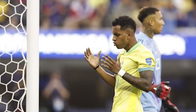 0-0. Costa Rica eclipsa el debut de Brasil con un ejercicio de resistencia