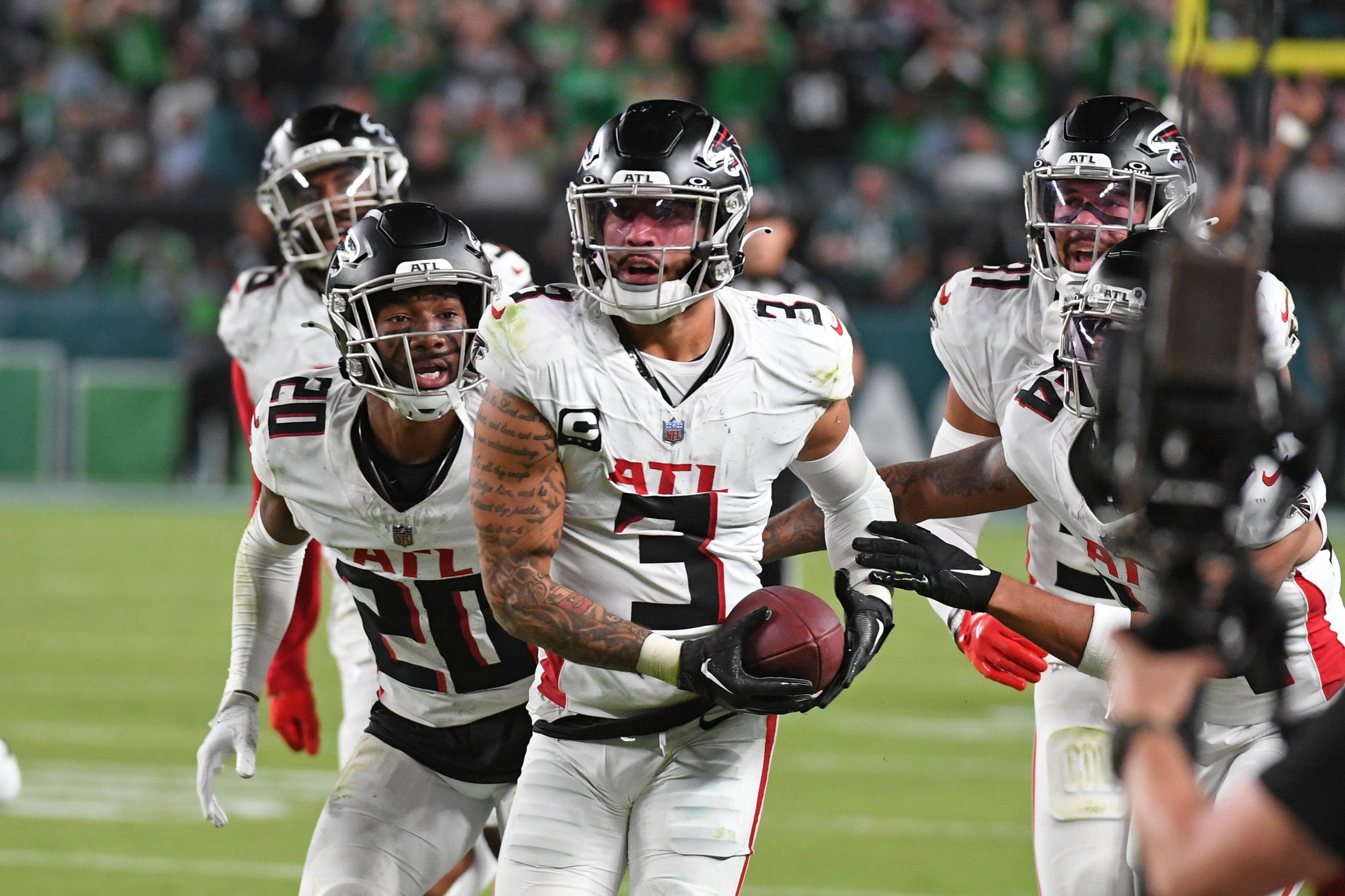 Falcons safety wins NFC Defensive Player of the Week