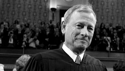 Opinion | John Roberts Makes His Bid for Infamy