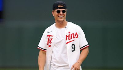 Vikings first-round picks J.J. McCarthy and Dallas Turner struggle with first pitches at Twins game