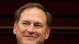 Experts Question Alito’s Failure to Recuse Himself in Flag Controversy