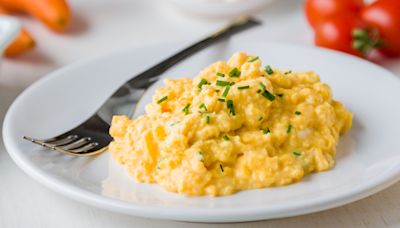 The Bubbly Addition You've Been Missing For Fluffy Scrambled Eggs