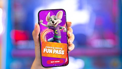 Chuck E. Cheese launches national tiered subscription pass