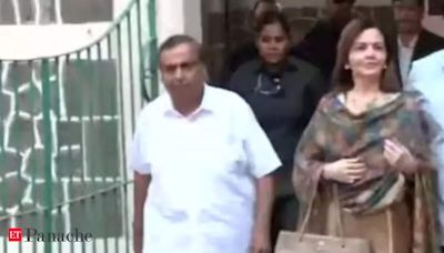 Lok Sabha Election: Pictures of Mukesh Ambani carrying Aadhaar card in plastic pouch go viral