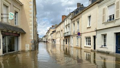 Crues: vigilance rouge levée en Mayenne et Maine-et-Loire, Craon sous les eaux