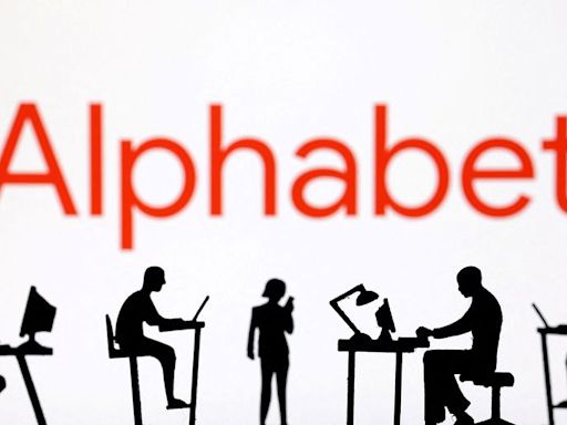 Tech giants' market cap falls on AI doubts, high rates; Alphabet, Tesla gain