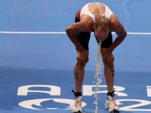 Juegos Olímpicos París 2024: un triatleta tuvo un ataque de vómito después de nadar en el río Sena | + Deportes