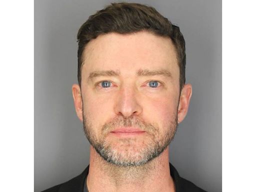 Justin Timberlake's Mugshot Causes Social Media Frenzy and Endless Memes: 'Is There a Ring Light?'