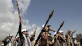Los hutíes del Yemen reivindican un ataque doble contra un petrolero en el mar Rojo
