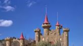 Mysterious castle emerges from deep inside sand dune in North Carolina