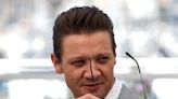 A Jeremy Renner le 'entusiasma' la idea de la muerte: 'No me asusta'