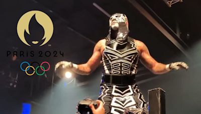 El luchador mexicano Penta Zero Miedo es ovacionado en Francia previo a los Juegos Olímpicos