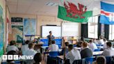 Welsh language: Bill aims to put million Welsh speakers target in law