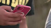 Arlington County parents want cellphones out of classrooms