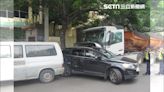 砂石車當碰碰車開！台中離譜司機酒駕連撞8車 酒測值高達0.77毫克