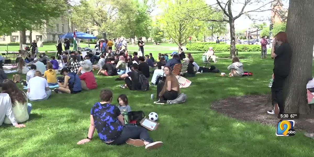 Anti-war protest on Univ. of Iowa campus reaches third, final day