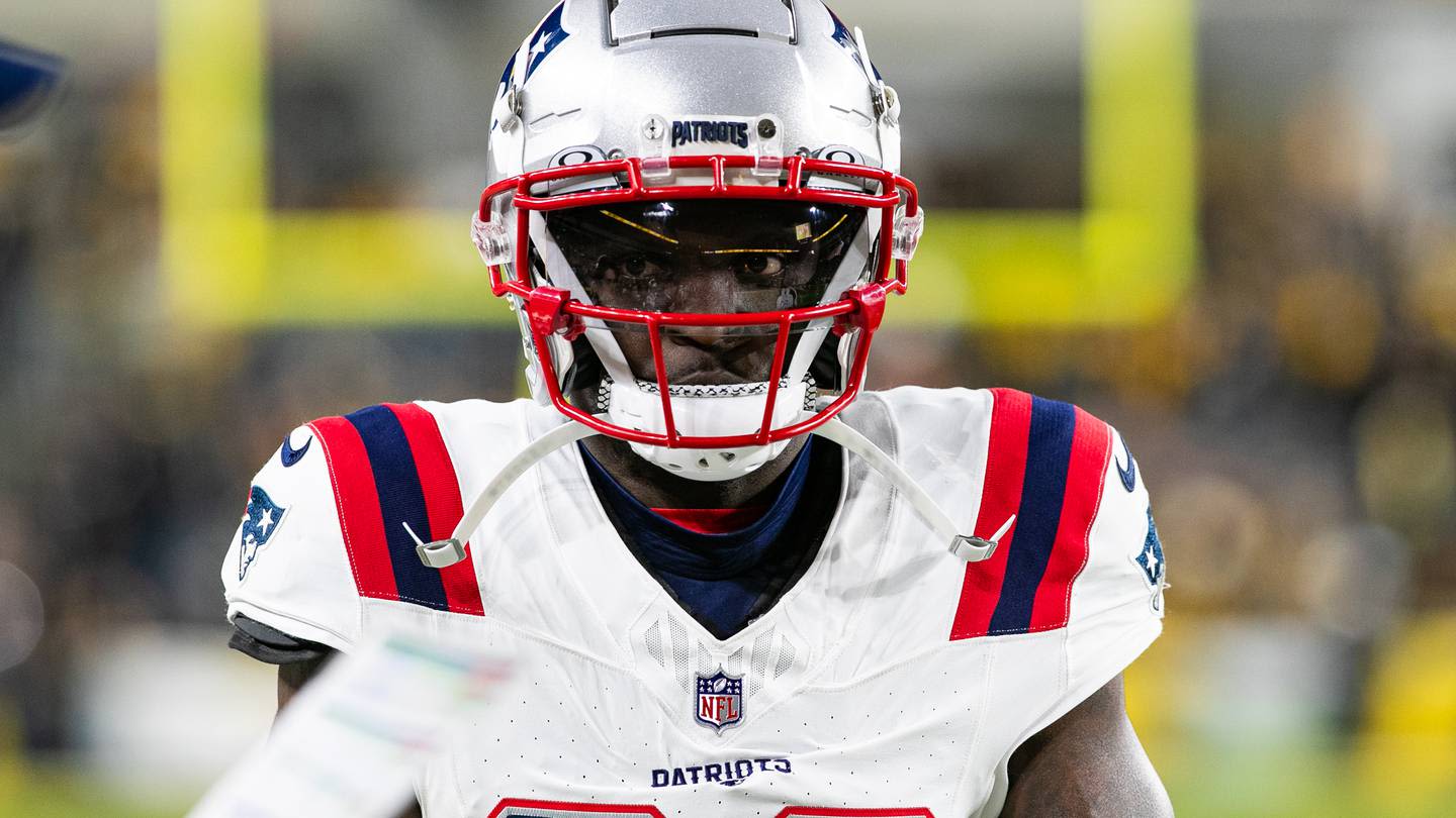 Patriots release former 1st-rounder Jalen Reagor from practice squad