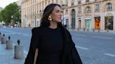 Tamara Falcó convierte el vestido más sencillo en el look perfecto para celebrar su aniversario en París