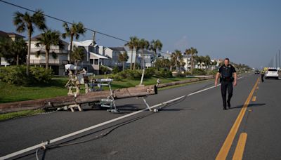 Hurricane Beryl aftermath: More than 1.3 million Texans still without power as 'dangerous heat' warning issued