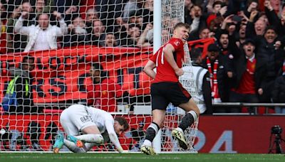 La sufrida victoria del Manchester United por penales ante Coventry City tras tres goles de ventaja: el gesto de Garnacho cuando salió