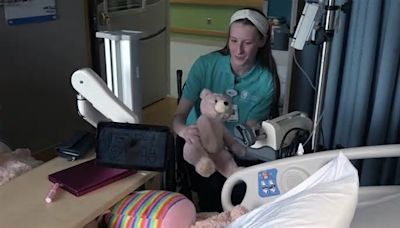 Arkansas Children’s Hospital volunteer uses new tech to help patients