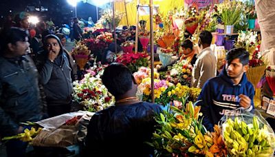 Vendors Get Busy For Result D-Day