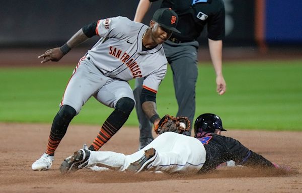 SF Giants sit Marco Luciano for 2nd straight game amid defensive woes