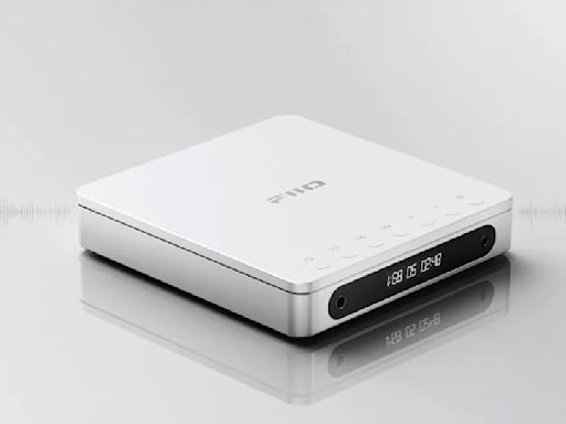 FiiO 的 DM13 以現代技術重新詮釋隨身 CD 播放器