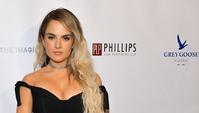 JoJo Recalled An Uncomfortable Moment During A Visit To Taylor Swift's House With Selena Gomez