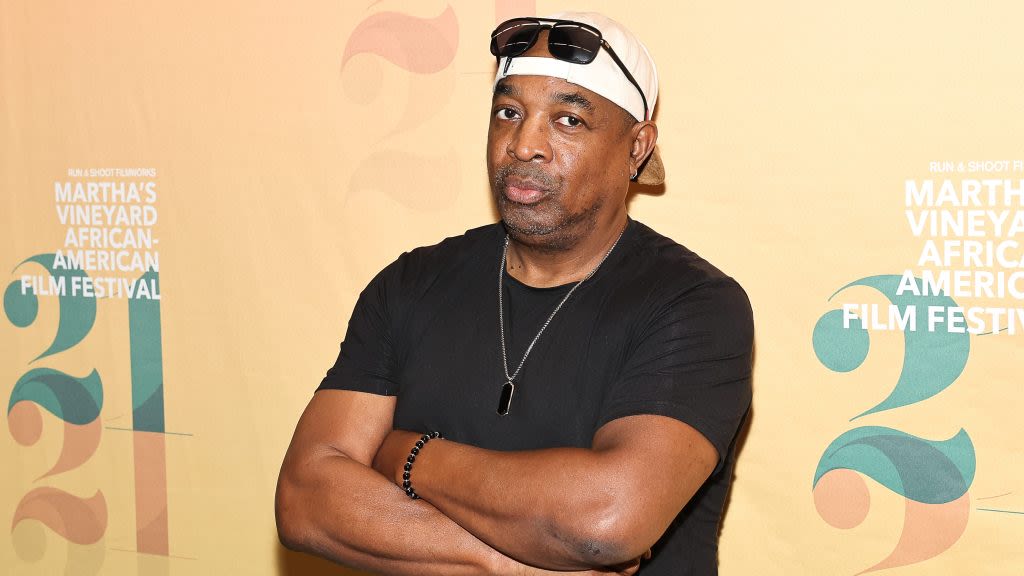 Chuck D Says Drake, Kendrick, And J. Cole Should Follow The O.G.’s And Battle It Out On Tour