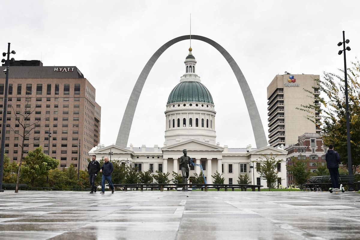 “Pro-White,” Nazi-Saluting Gov. Candidate Will Be on Missouri Ballot