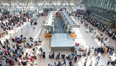 Actualización deficiente de software provoca caos mundial en aeropuertos, hospitales y gobiernos