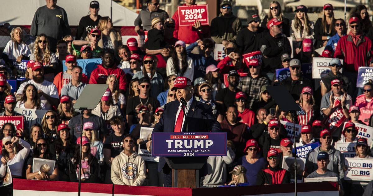 Trump insults prosecutor at Jersey Shore rally filled with vulgar jabs