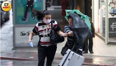 快訊／國家警報響！雨勢升級「18縣市豪大雨特報」 大雷雨轟8縣市