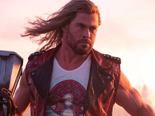 Chris Hemsworth Says He Became a ‘Parody of Myself’ in ‘Thor: Love and Thunder’: ‘I Got Caught Up in the Wackiness’