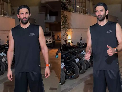 Aditya Roy Kapur sweats it out in the gym post his breakup with Ananya Panday, see pics | - Times of India