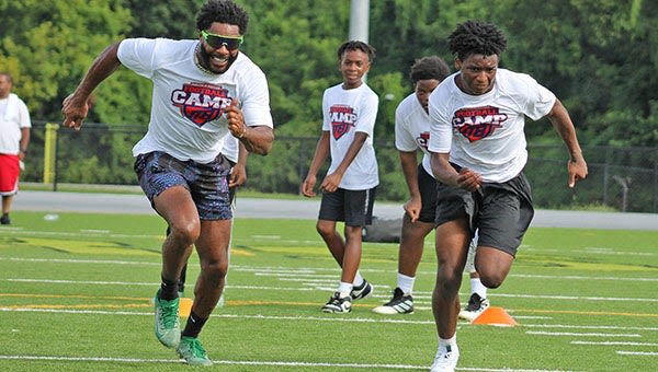 "It makes my day": Malcolm Butler enjoys giving back with annual youth football camp - The Vicksburg Post