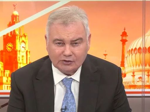 GB News' Eamonn Holmes struggles during live workout with Mr Motivator amid health issues